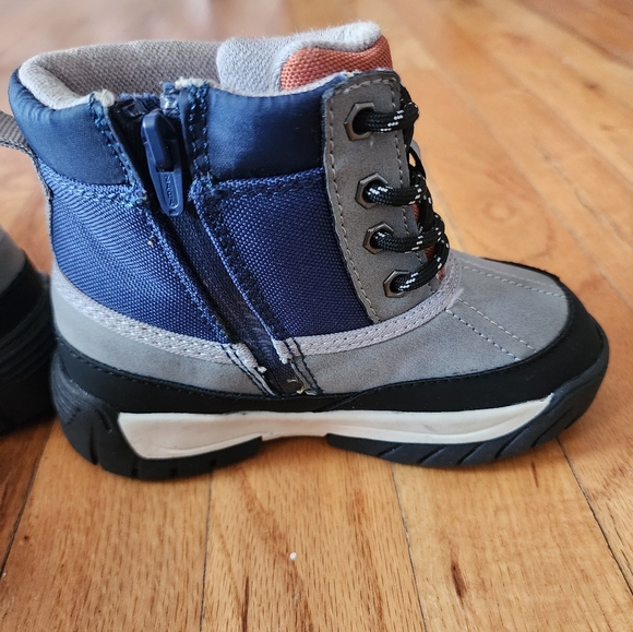 Carter's boots - Picture 5 of 8